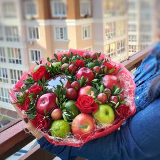 Съедобный букет 9. Букет из фруктов. Яблоко грантат мандарин винград